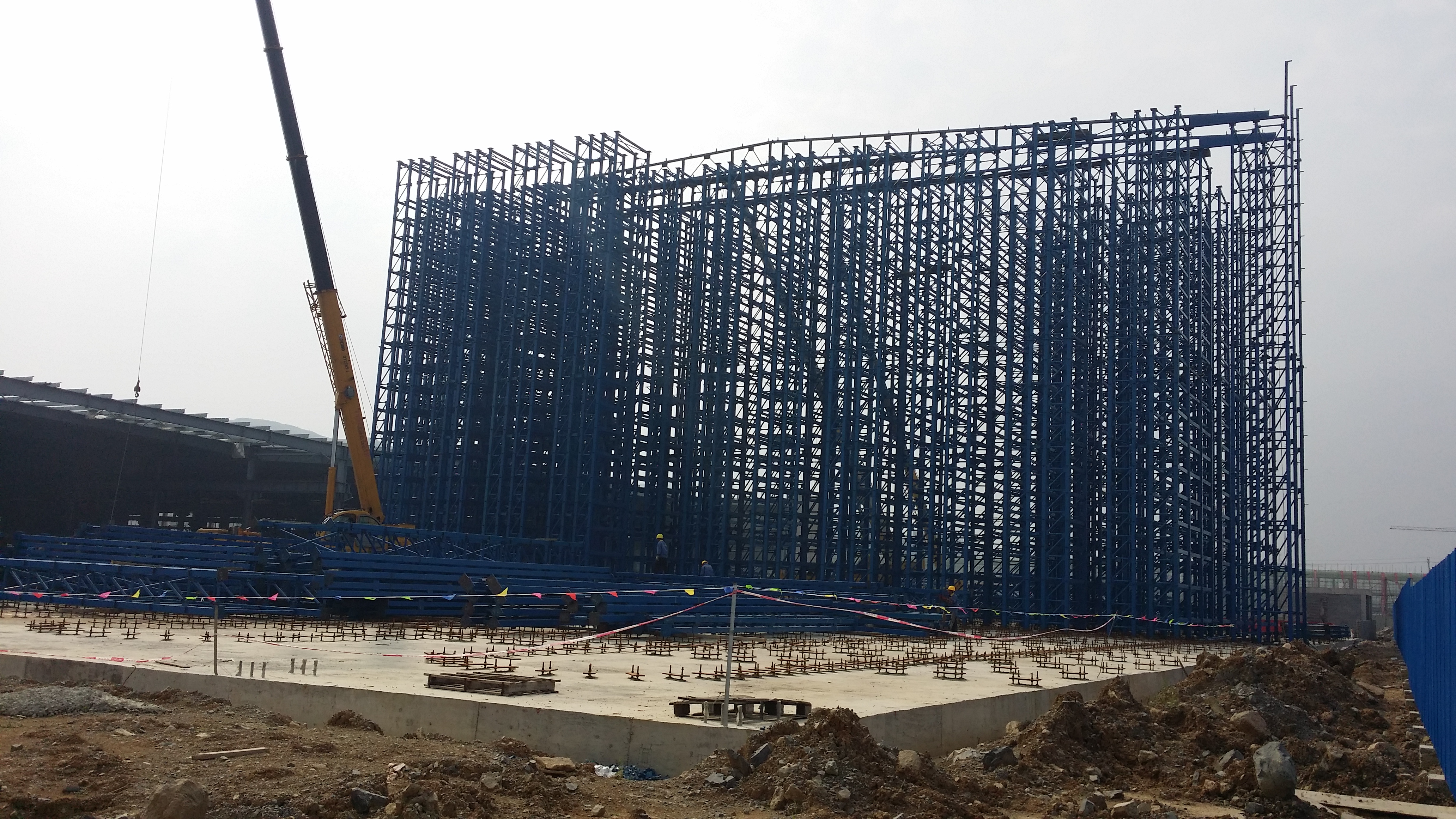 库架合一立体库